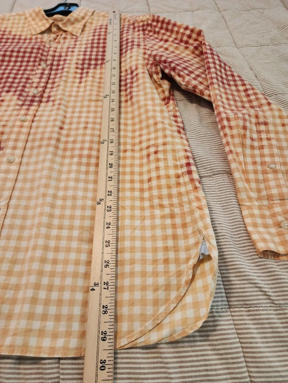 J Crew Country Christmas Red Gingham Teastained Santa Shirt PTP 22.5
